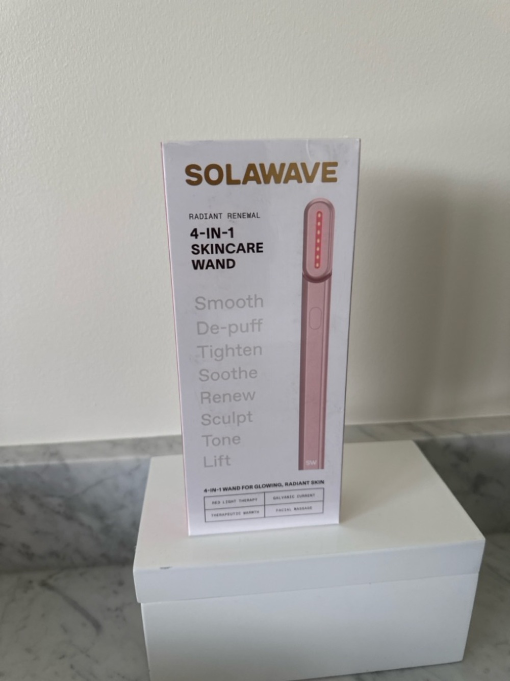 NIB Solawave 4-in-1 Red Light Therapy Skincare Wand – Sealed box